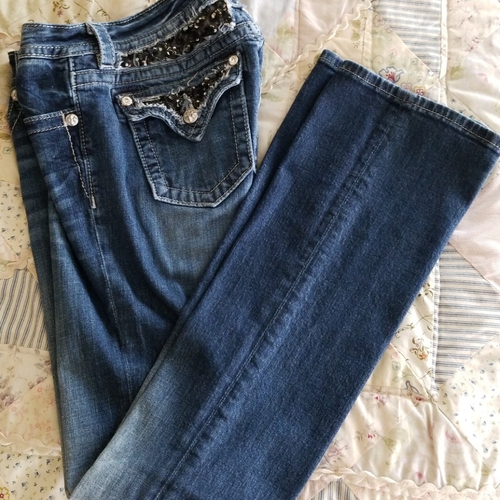 28x33 Miss Me jeans